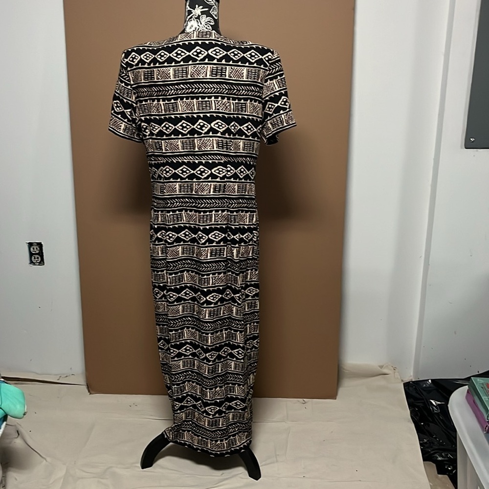 Ultra dress bohemian style size medium maxi button down lightweight tan,black - Picture 3 of 6